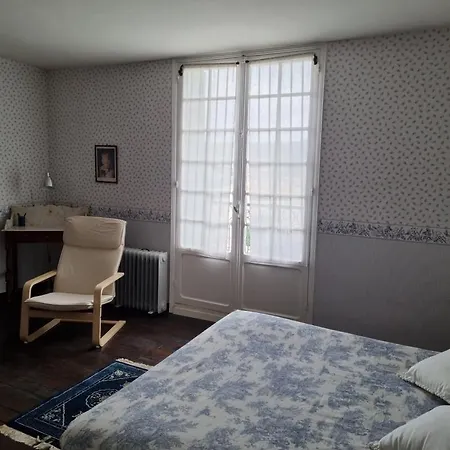 Arago Apartman *
